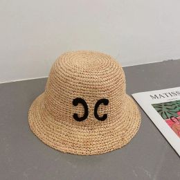 Ontwerpers emmer hoeden voor dames mannen luxe straw hoed mode hand geweven cap man zomer petten strand hoeden grote rand hoeden zon emmers hoed groothandel