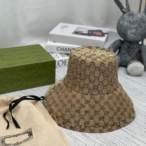 Ontwerpers Bucket Hats Luxurys Klassiek Hoeden met brede rand Effen kleur Letterzonnehoeden Mode Feesttrend Reizen Buckethats Honderd hoed Topniveau goed