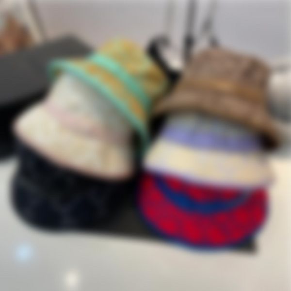 Diseñadores sombreros de cubo Lujos sombrero para el sol color sólido letra cubo gorras temperamento casual cien tomar par de gorras viajes Jardín gorra de moda agradable bueno