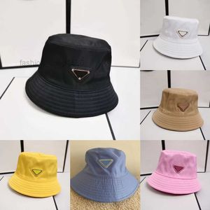 Ontwerpers Caps Hoeden Mens Bonnet Beanie Bucket Hat Womens Baseball Cap Snapbacks Mutsen Fedora Fitted Hats Woman Luxurys Design Chapeaux