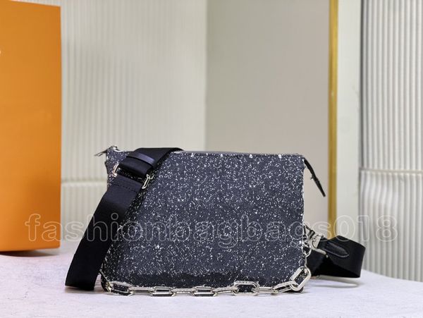 Sac à bandoulière en denim pour hommes et femmes élégants : Luxe Coussin PM avec grande chaîne en argent, parfait pour les loisirs et un usage quotidien - M57782/M57790