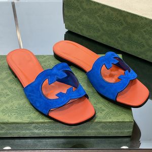 Designers Cut-out Slide Sandale Pantoufles Pour Femmes Sandales Plates En Daim Maison Dame Diapositives Chaussures De Plage D'été Semelle En Caoutchouc Bleu Orange Rouge Violet