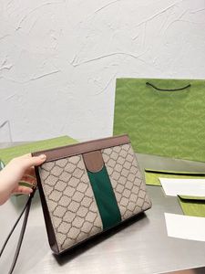 Designers ontwerpen heren okseltassen handtassen portemonnees