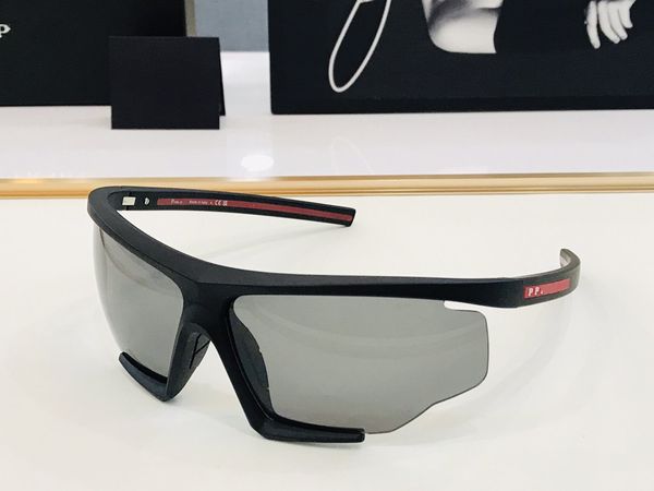 Designers Mode Lunettes de soleil de luxe pour femmes Hommes Lunettes ovales Sports Cyclisme Lunettes de soleil Sutro Lunettes de vélo en plein air Lentille Polarisée Vélo Hommes Lunettes