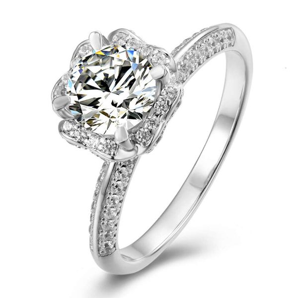 Diseñadores para mujeres Anillo de diamantes de moissanita de amor de flores de mano de moda Anillo de oro de 18 quilates chapado en plata de ley S925 Propuesta de boda de compromiso Regalo Qixi