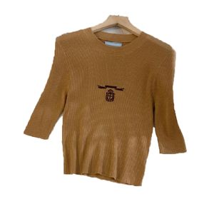 Ontwerpers High Fashion T-shirts voor dames Gebreide trui met korte mouwen Letter Jacquard Comfortabel Dunne kwaliteit Wit Kaki Design dames t-shirt top
