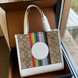 ontwerpers handtas met grote capaciteit dames canvas nylon hobotas crossbody bakken handtassen luxe letterpatroon schoudertassen van topkwaliteit portemonnee portemonnees