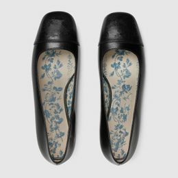 Designers dernières chaussures de mode pour femmes ballet luxe logo personnalisé matériau en daim doux et confortable 35-40