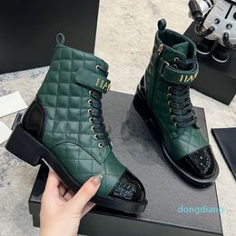 Diseñadores Tobillo de lujo Moda para mujer Botas populares Color Cabeza redonda Suela gruesa Elástico elevado Martin Zapatos con cordones Cremallera ajustable Apertura Botas de combate