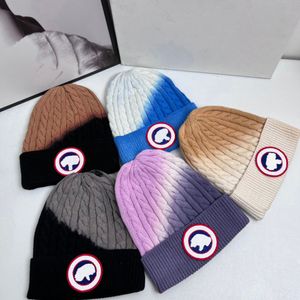 Designers Luxurys Bonnet d'hiver Chapeau Pure Couleur Cachemire Chapeaux Tempérament Cent Prendre Mode Chapeau Chaud Live Atmosphère Cap Très Bon