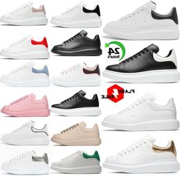 Designers Luxurys Casual Bottom Shoes Over Size Casual Mens Women Women Velvet Black White Plateformes Red Outdoor Flats Sports Sneakers 36-45