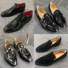 Ontwerpers Men Kantoorschoen Formele Oxford Pointed Toe Spikes Shoes Classic Black Leather Party Wedding Office Shoe Big Size 38-48 No492-8