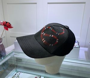 Designers Mens Baseball Caps Tiger Head Chapeaux Bee Snake Brodé Os Sun Hat Sports Mesh Cap5596055