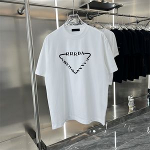 Designers Mens Fashion T-shirt célèbres marques masculines vêtements noirs blancs tas coton rond manche courte manche féminine hip hop hop haïkyuu tshirt m-3xl t7