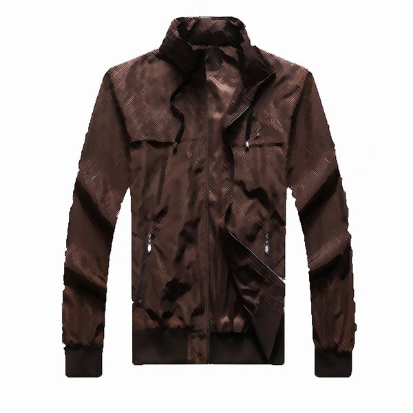 Diseñadores Chaquetas para hombre Impermeable Transpirable Softshell Bomber Chaqueta Hombres Aire libre Deportes Abrigos Primavera y otoño Estilista Hombres Mujeres Cortavientos Tamaño asiático M-3XL