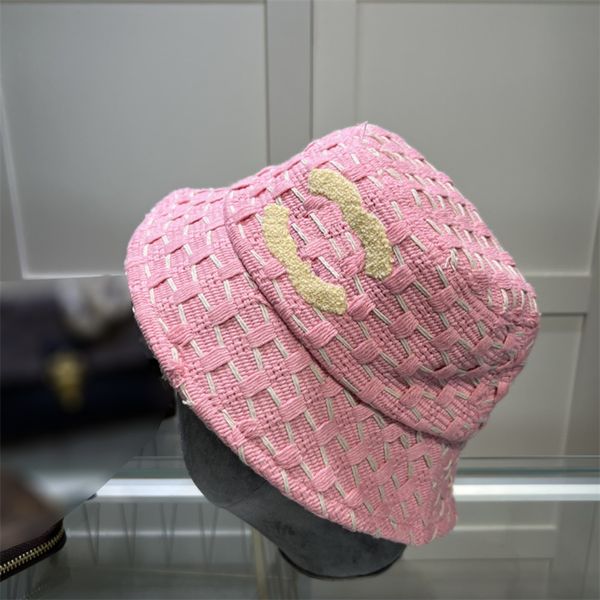 Designers Hommes Femmes Seau Chapeau Tissage Chapeaux Parasol Seau Chapeau Casquette De Baseball Marque De Luxe Plage Pêche Été Printemps Chapeaux Couleur Rose