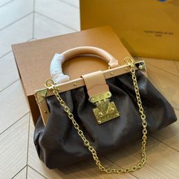 Ontwerpers MONOGRAMMEN CLUTCH Gedrukt lederen zachte tas handtas vrouw Chain Bag Cloud Bag make-up tas M46544