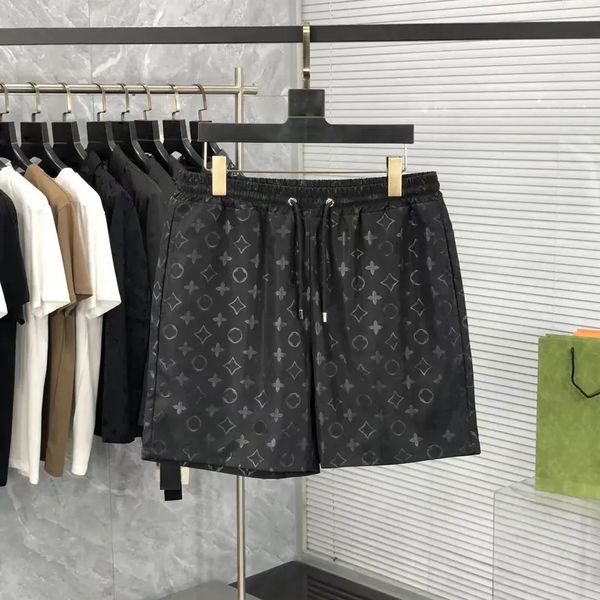 Los diseñadores ofrecen una variedad de estilos de moda para mujeres, hombres, pantalones cortos Louisely de las principales marcas viutonly vittonly.