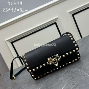 Designers Purse Lady Cuir Velentino Designer Sac Lady Calf Sacs Casual Vsling Stud 2024 Bandbody Nouveau Rivet High End Fashion Sac à main Flip Underarm I NKOL