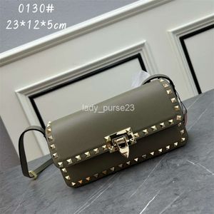 Designers Purse Lady Nouvelle épaule Velentino End Flip Designer Stud 2024 Sac Rivet High Lady Mode Sac à main Casual Sacs en cuir de veau Bandbody Vsling Underarm 4 FD25