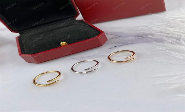 Designers Ring Love Rings Bijoux de femmes Luxurys Fashion Nail Ring Engagements pour femmes couple classique Gold Silver Rose 22012503R4224910