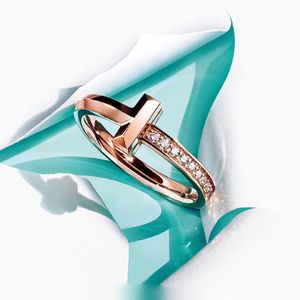 ontwerpers ring luxe vrouwen diamanten ringen trend Charms Ring unisex S925 sterling zilveren ring mode klassieke sieraden Paar Verjaardagscadeau Bruiloft Liefhebbers Cadeau