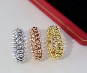 Ontwerpers Ring klinknagels Ringen voor vrouwen Bullet Head Nieuwe mode topniveau sieraden 3 kleuren zilver en goud verguld casual feeststrand