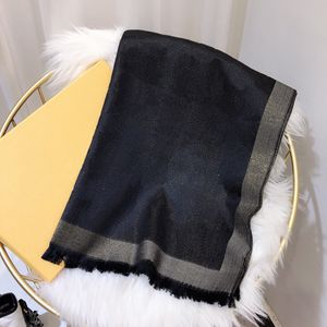 Designers Scarf Gold Fil Silk and Cotton Styles classiques longs 180x70 10Colors Châle sans boîte