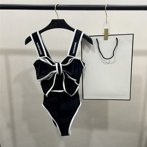 Designers Sexy Bikini Femmes BodySuit Sweetwear Design Lettre STRAP STRAP SUIRMATION SUIVANT DE BAILLAGE BAIS