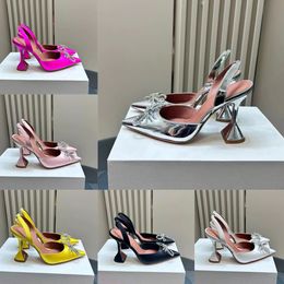 Chaussures de créateurs Amina Muaddi Sandales de créateur Cristal Boucle d'arc en strass Slingbacks ornés Escarpins Sandale à talons hauts de 10 cm 35-42 Chaussure habillée pour femme