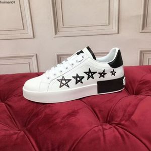 Designers Chaussures Hommes Femmes Luxe Chaussures Casual Pull-On Sneaker Mode Respirant Blanc Spike Chaussette size35-45 hm7ws00002