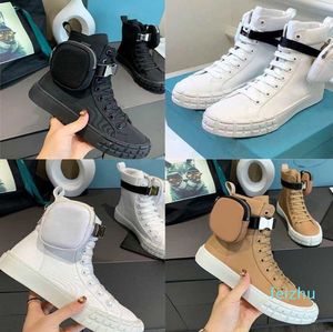 Designers Chaussures Sneakers Plate-forme Chaussures Baskets Sac Boot High Top Re-Nylon Combat Flat White Black Lace Up 2022 Wheel Hommes Femmes