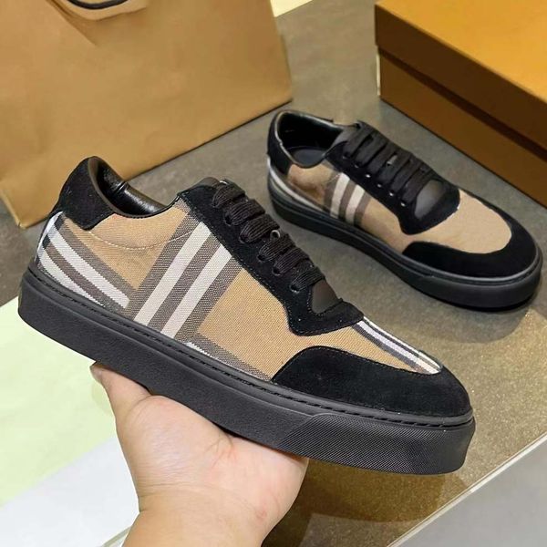 Zapatos de diseñador Zapatillas de deporte de dos tonos Gabardina de algodón Pisos Zapato Letras impresas Tela escocesa Piel de becerro Zapatillas de lona Zapatos con base de caucho de base biológica