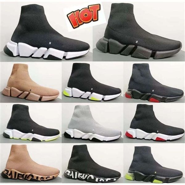 Designers Chaussures Speed Shoe Sneaker Hommes Femmes Tripler Paris Chaussettes Bottes Noir Blanc Bleu Lumière Ruby Graffiti Vintage Marque De Luxe Formateurs Boîte