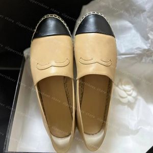 Designers Chaussures Femmes Chaussures Plates Espadrilles Luxurys Véritable Cuir Dames Plage Demi Pantoufles Slingbacks Femme Mocassins Luxe Cap Toe Chaussure De Pêcheur