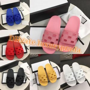 Ontwerpers slippers voor mannen dames bloemenglaasjes vrouw flats platform sandalen rubberen brokaat tandwielbodems slippers gestreepte strand causale shoeshollow out sandalen