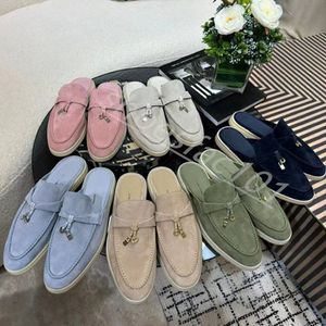 Designers Slippers Top Quality Cashmere Mans Slipper Cowhide Womens Sandals Classic Mules Round Toes Flat Talon Loisk