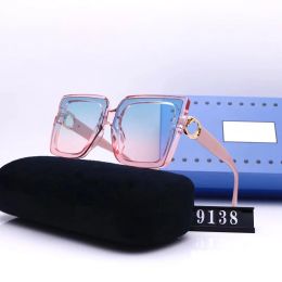 Designers Lunettes de soleil Lunettes de luxe Lunettes de soleil pour hommes Personnalités de lunettes pour les lunettes UV Lunettes de soleil de mode adaptées à Outdoors Beach