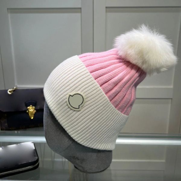 Designers hiver tricoté chapeau bonnet mélange matériel mode et chaud adapté pour grand bandeau portant des cadeaux de shopping de fête G239211PE-3