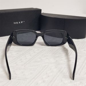 Diseñadores Mujeres Gentle Monster Hombres Moda Siete Gafas con montura para computadora Gafas de sol con caja Famosas marcas de diseñador de vidrio Gafas de sol