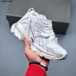 Designers Femmes Hommes Balenciga Chaussures de sport Runner 7.0 Transmit Sens Formateurs Noir Blanc Rose Bleu Bourgogne Deconstruction Baskets Jogging Baskets