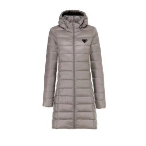 Designers Femmes Doudoune Manteau Sweats à capuche Parkas d'hiver Manteaux Classique Lettre de mode Coupe-vent Chaud Puffer Vêtements d'extérieur en duvet de canard blanc Remplissage Couples Sweatshirts