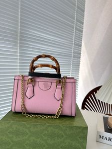 Designers Bamboo Bags Famous Handbag Matching Buckles Large Capacity Ladies Shopping Bag Vintage Style Fashion CrossbodyBags