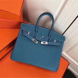 Concepteurs femmes fourre-tout usine sacs à main d'épaule sacs luxe haute qualité cuir véritable nylon bestselling portefeuille femme bandoulière sac de sac à main de grande capacité
