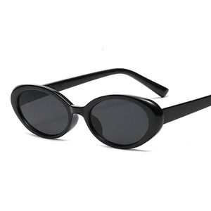Diseñador Marco pequeño Gafas de sol vintage Hombre Diseñador de marca Gafas de sol Moda masculina Sombras Espejo ovalado Negro Retro Gafas de sol 7E0P