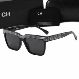 Designersunglasses pour hommes femmes en plein air teintes de mode classique Lady Top Sunglasses Luxury Eyewear Path Path makemade Sugar Signature Gafas with Box Resolve