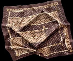 Designer designer des densers imprimez la soie écharpe d'été carré dame coiffure couche sac de mode écharpes femelle enveloppe les femmes banda2772460