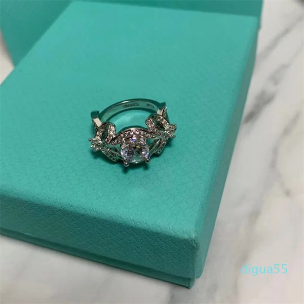 Desinger Ring Simple Design Sense Sterling Version large Skeleton Silver Ring Ladies Luxury Diamond Rings Classic Simple Rings Gift Birthd