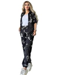 Desinger Summer Two Piece Pantans Tracks Suit's Brands Femmes Casual Imprime à manches courtes Veste mince et pantalon de survêtement Ensemble de tenues décontractées vêtements