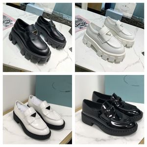 Desinger Vrouwen Casual Schoenen Monoliet Driehoek Logo Zwarte Schoen Verhogen Platform Sneakers Cloudbust Klassieke Patent Matte Loaf mannen